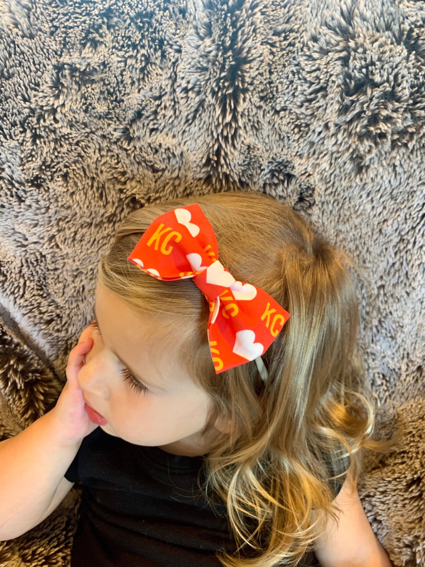 KC Heart Hair Bow